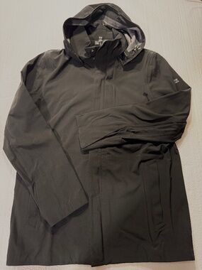 Cutter & Buck Spark System jacket MCO00028 - Men's Shield Hooded Shell